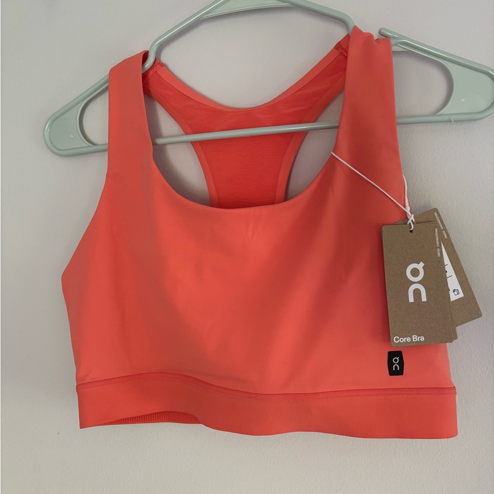 NWT On Running Core Bra Sports Bra in Reef